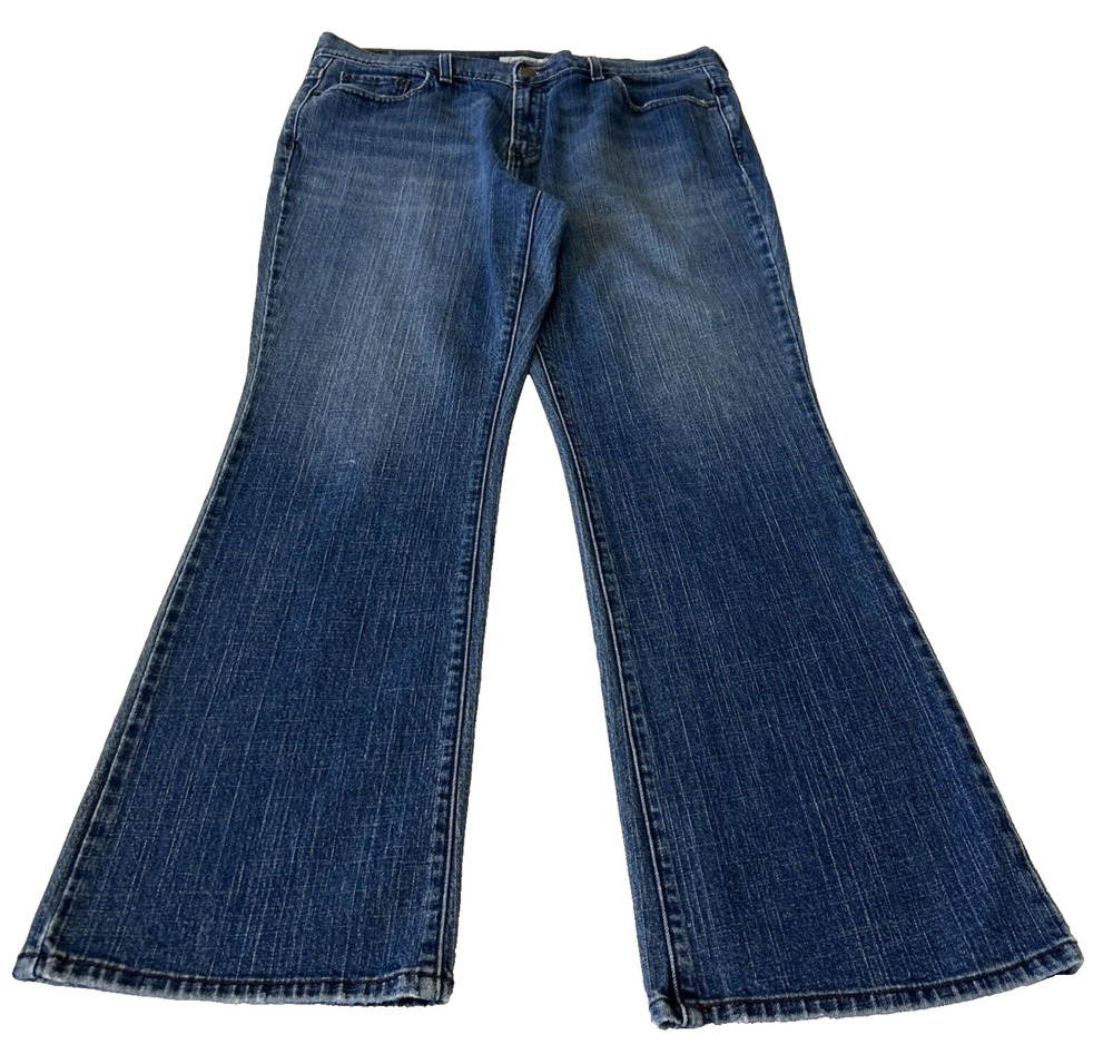 Levi's Women's 515 Bootcut Jeans Size 16 36x31 Medium Wash Casual Western